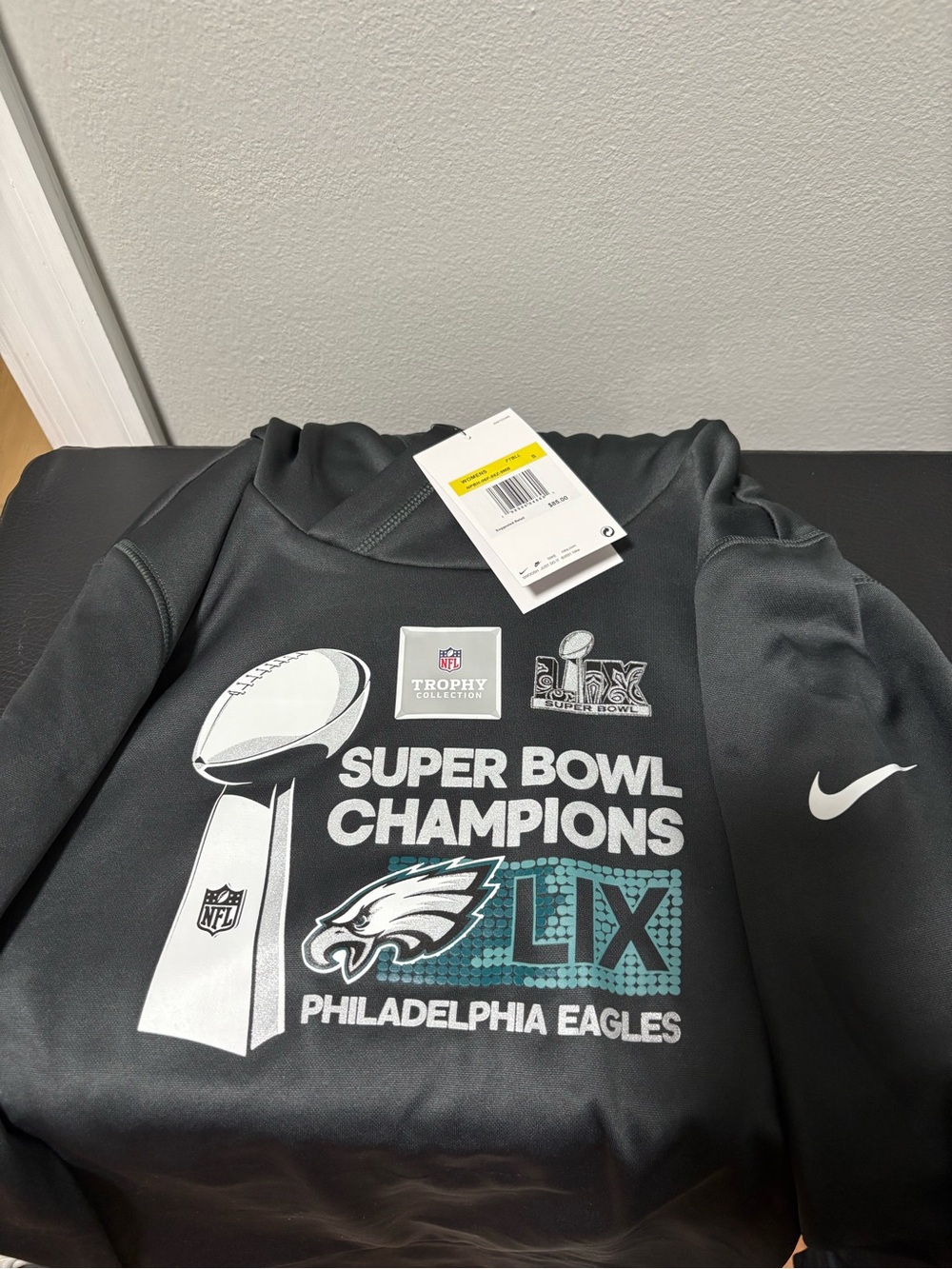 Nike Philadelphia Eagles Super Bowl LII Champions Hoodie Women’s Size Sm NWT